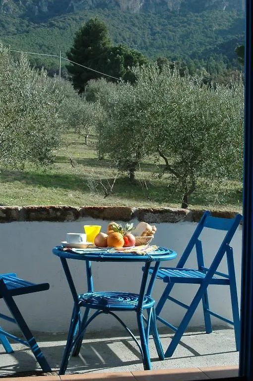 Vakantiehuis Villa Sospisches Oliena Italië