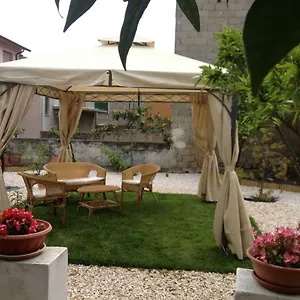 Mundè Bed & Breakfast